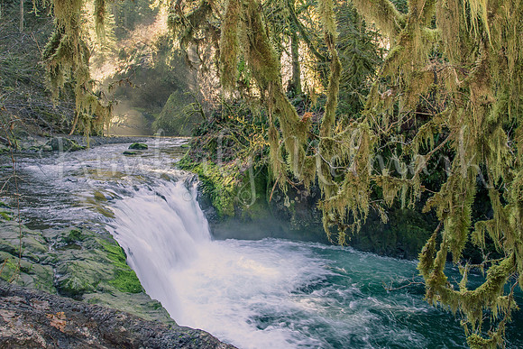 Lower Punchbowl Falls, Eagle Creek Trail, Columbia River George